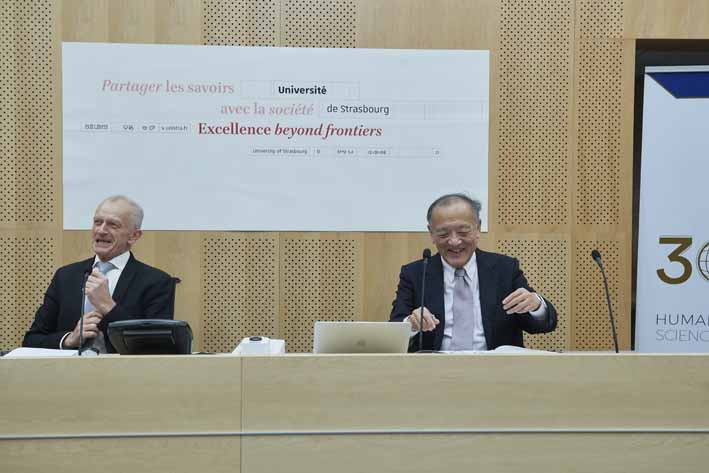 Michel Deneken (President of UNISTRA) and Shigekazu Nagata (President of HFSPO)