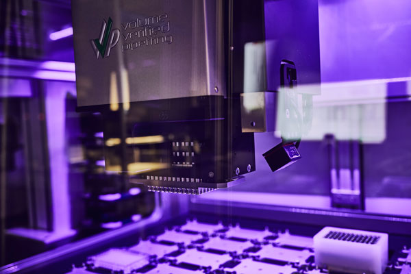 Robotic system for automation of evolution experiments.