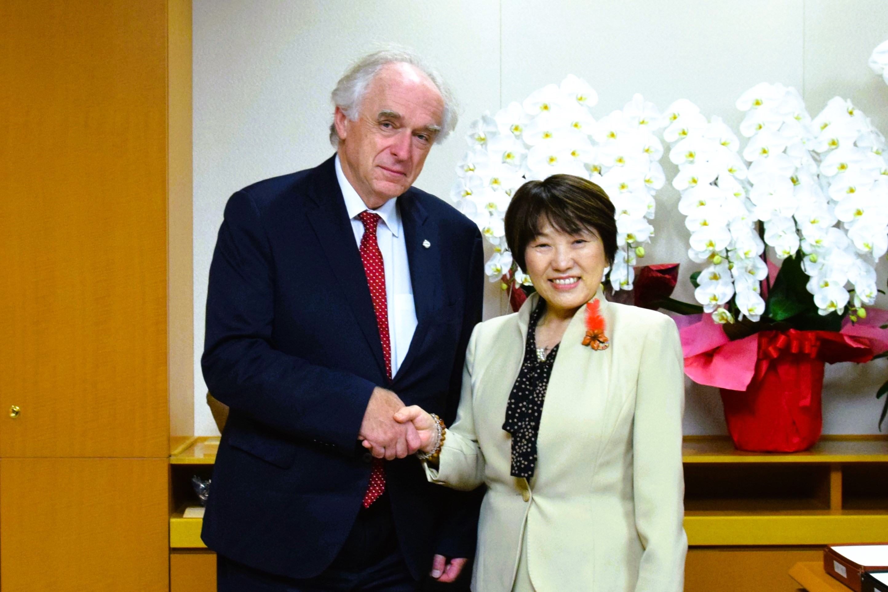 Pavel Kabat and Toshiko Abe